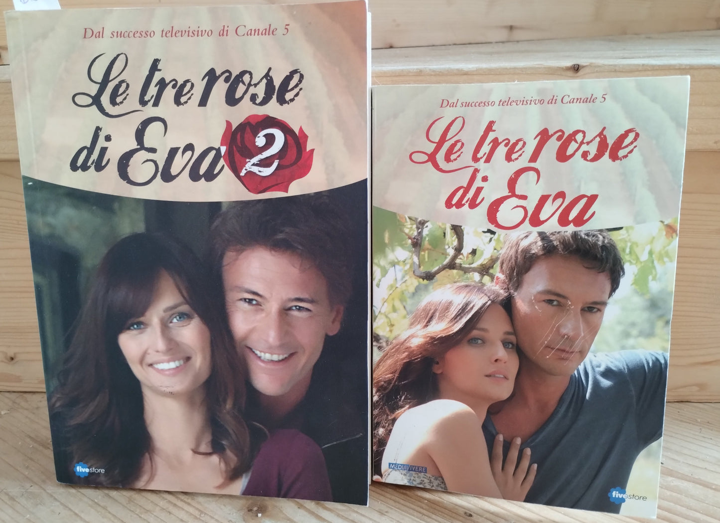 LE TRE ROSE DI EVA, VOLL 1 e 2, serie tv, Canale 5, Aurora Taviani - 2012