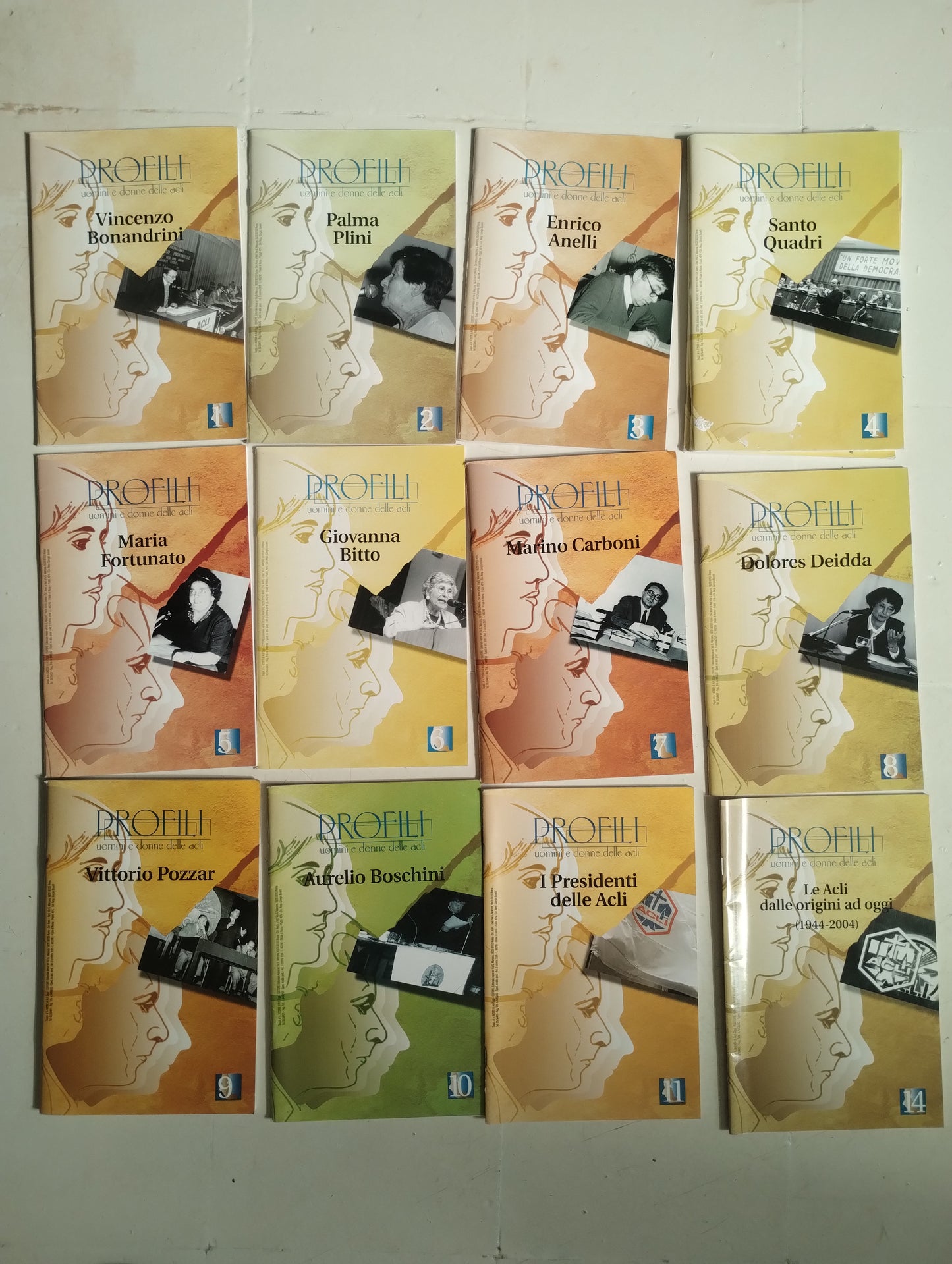 Profili, uomini e donne delle Acli. Lotto di 12 fascicoli / riviste. Editoriale Aesse