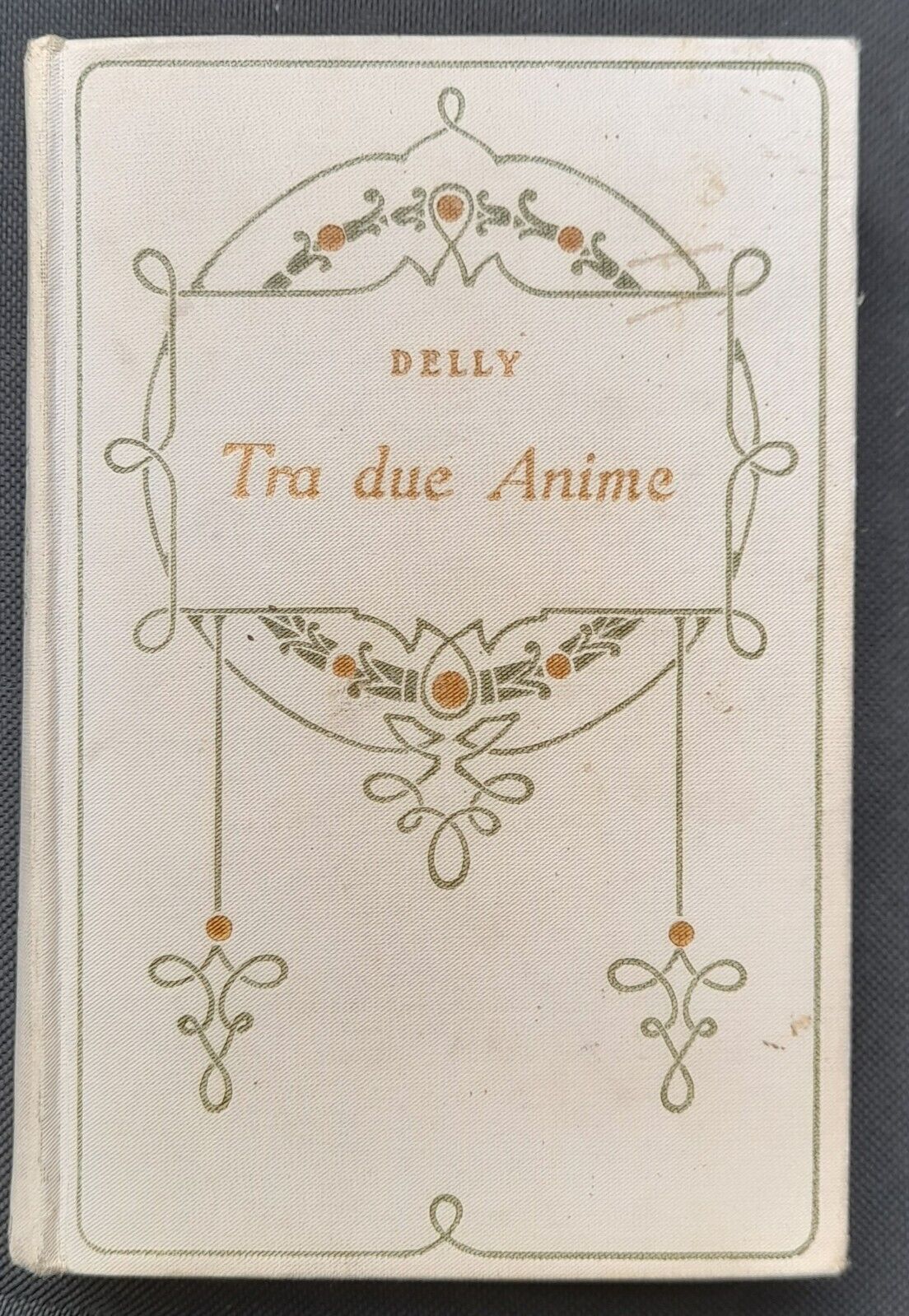 Tra due anime - Delly Salani, 1930