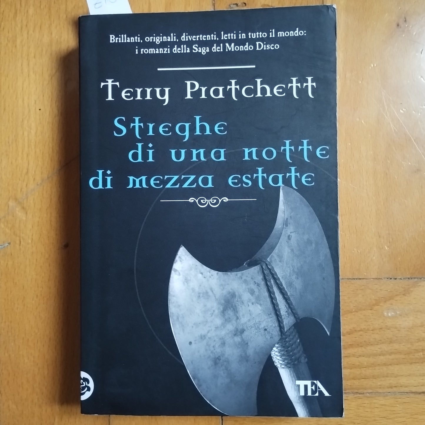 Terry Pratchett: Streghe Di Una Notte Di Mezza Estate, TEA 2014