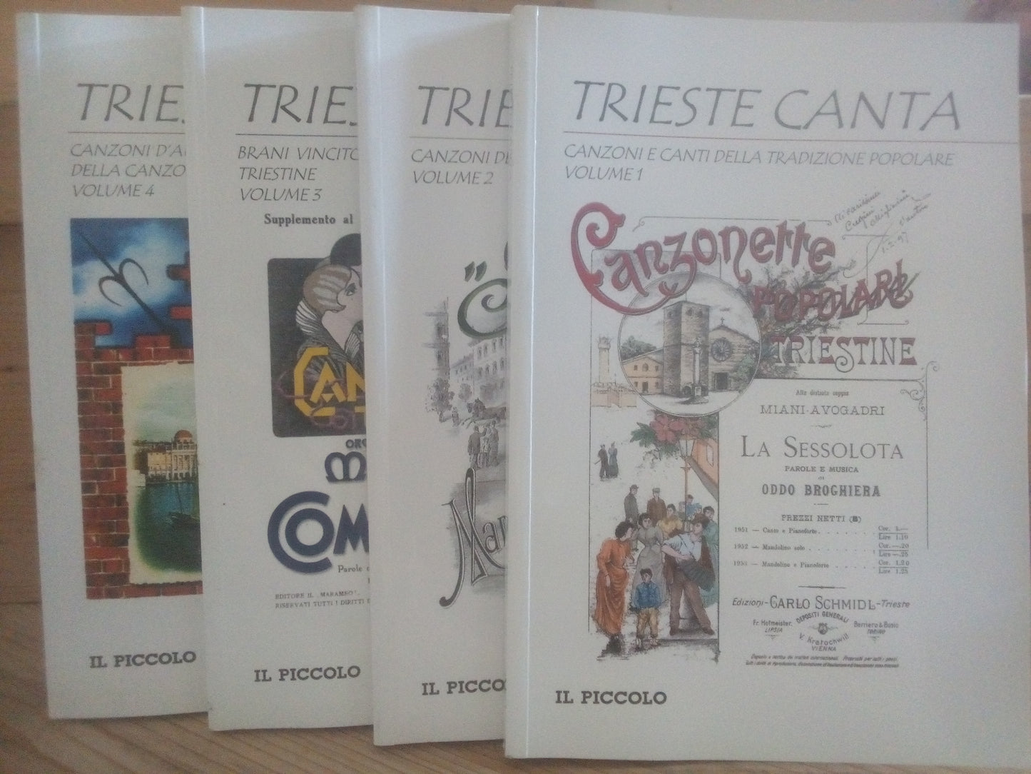 Trieste canta, 4 volumi, con il Piccolo, canzoni e canti della tradizione popolare
