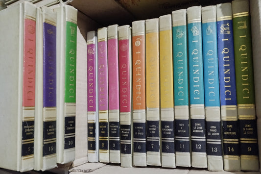 Enciclopedia I Quindici, discreto stato, dorsi arcobaleno